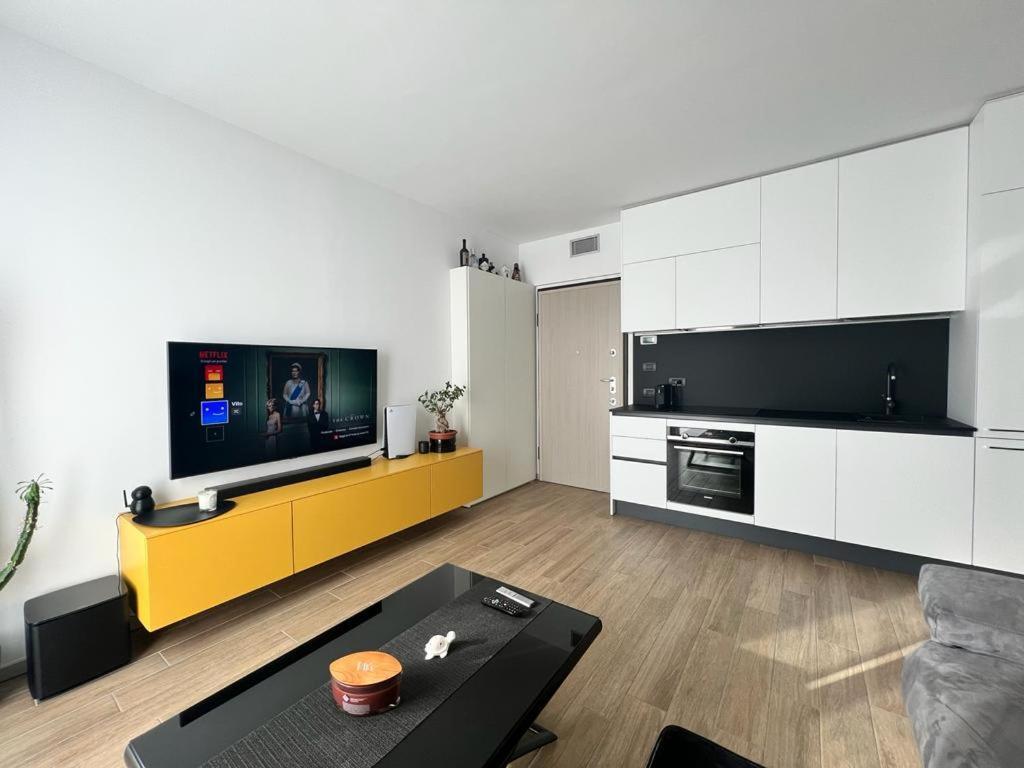 Domusmi - Nuvolone-7 Apartment Milan Bagian luar foto